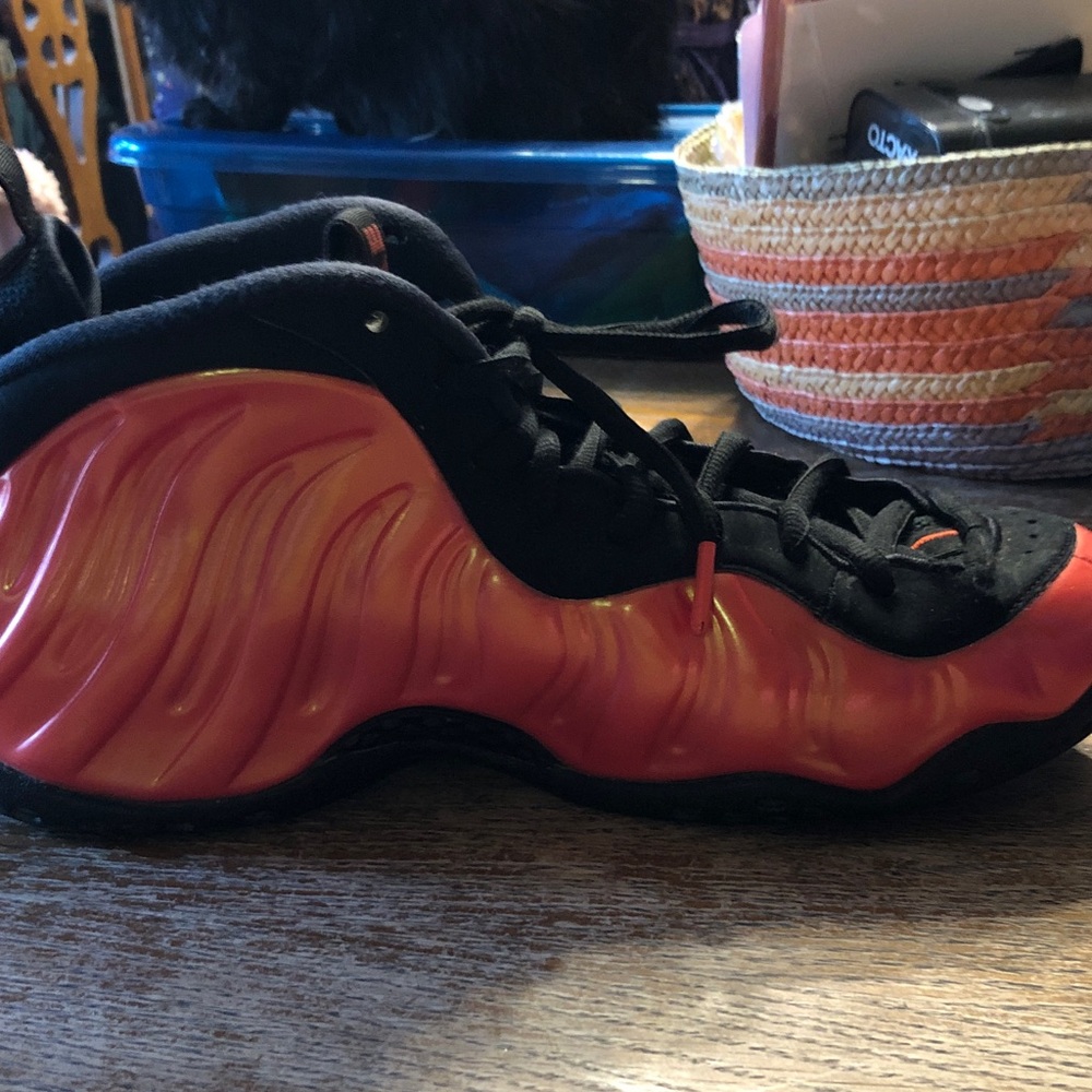 Nike Men’s Sports Red-Black Foamposite Low-Top Sneakers - Picture 9 of 15